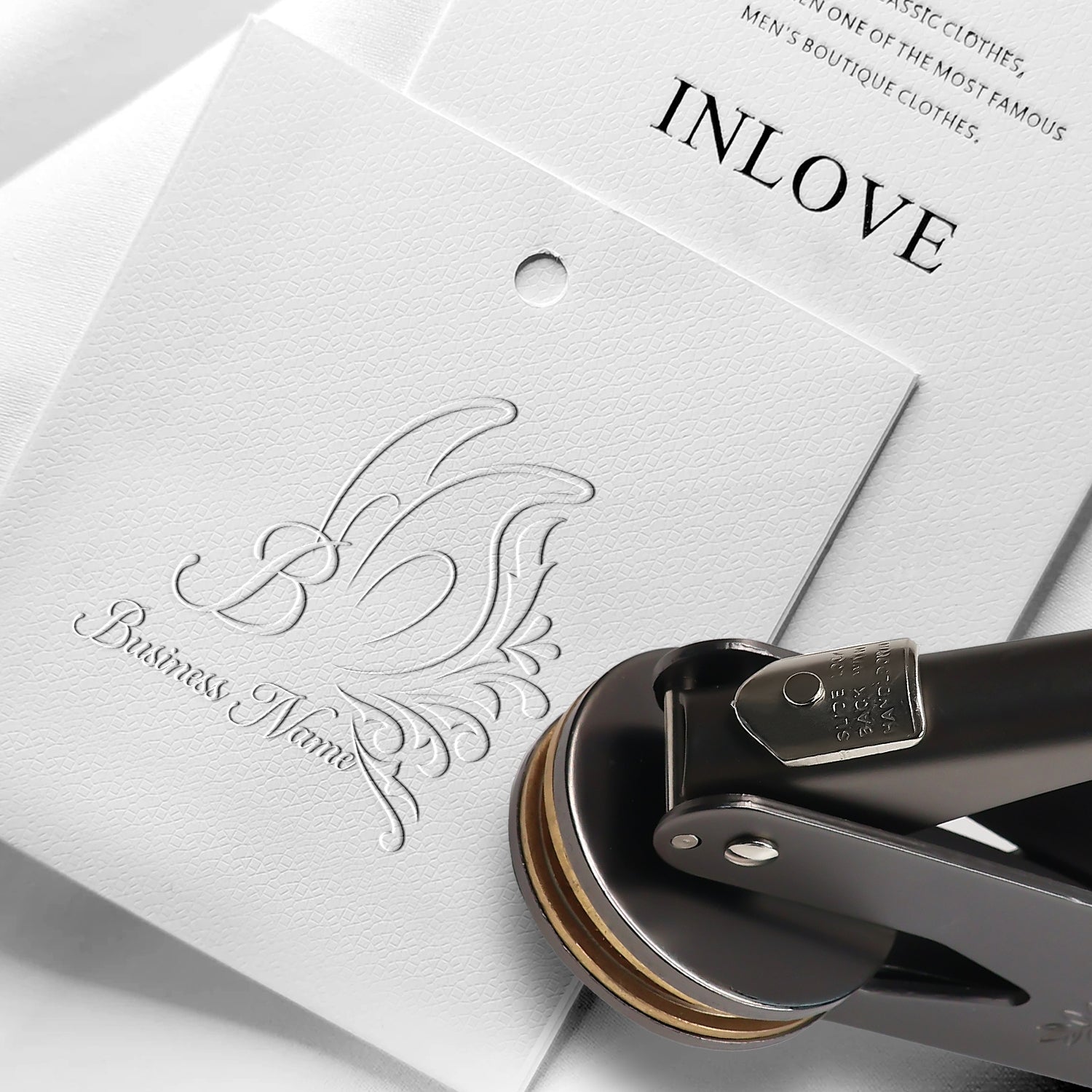 Grillige vlinder logo embosser | Personaliseer creaties, image size:1500x1500