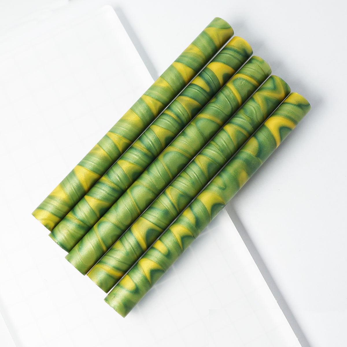 Vintage Lolipop Mixed Color Glue Gun Wax Sticks - Green Yellow