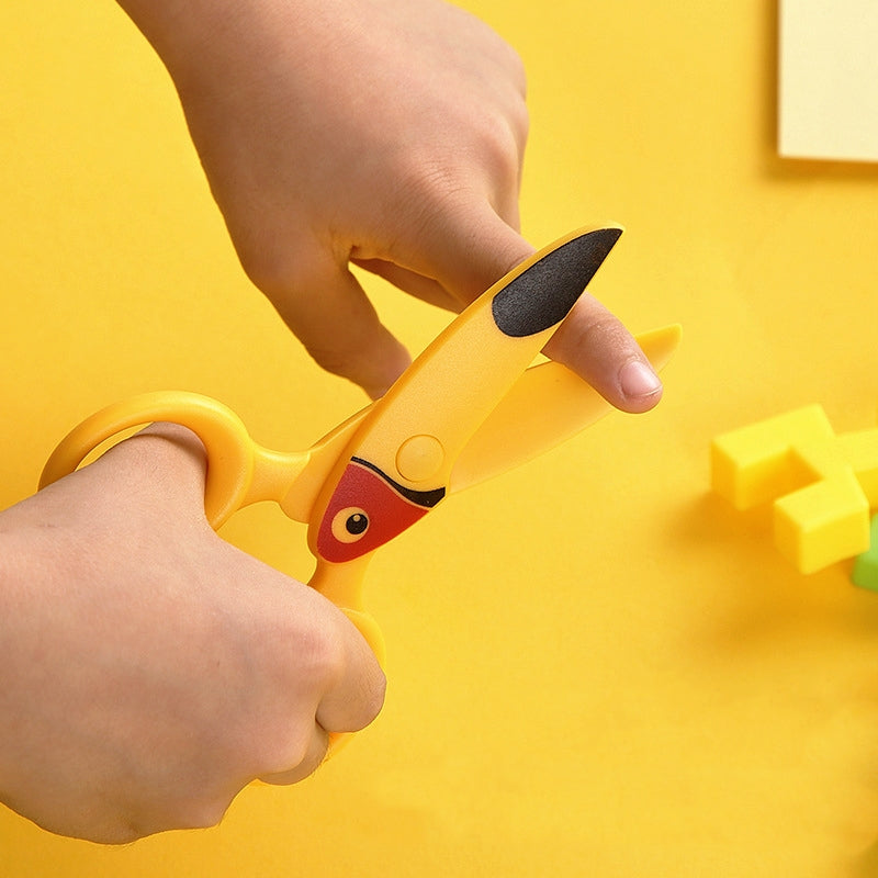 Cartoon Plastic Kid Safety Scissors b2