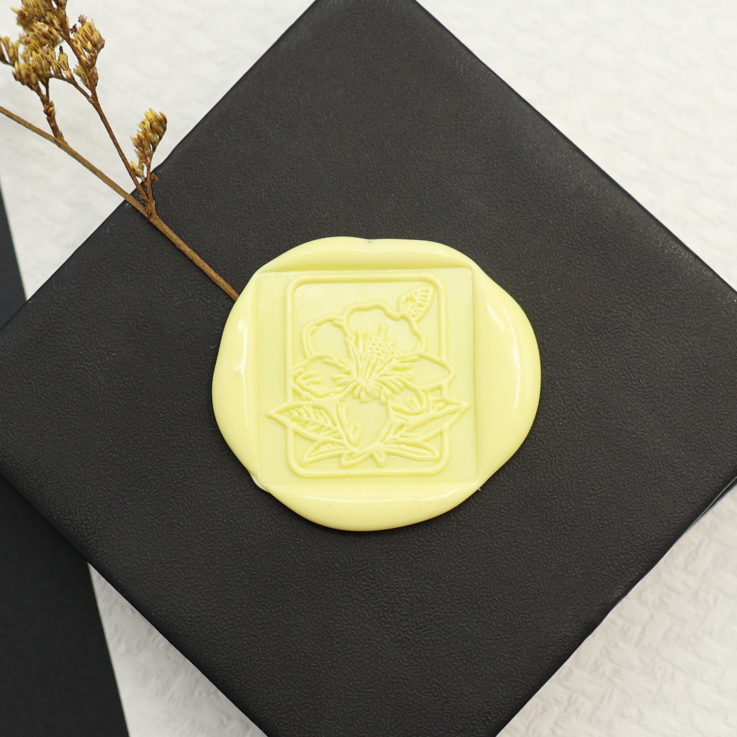 Lotus Custom Name Wax Seal Stamp - Artisan Crafted & Long-Lasting