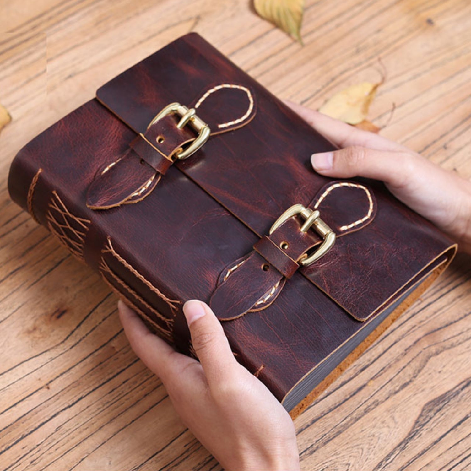 Genuine Leather Handmade Hand-pasted Creative Photo Album5