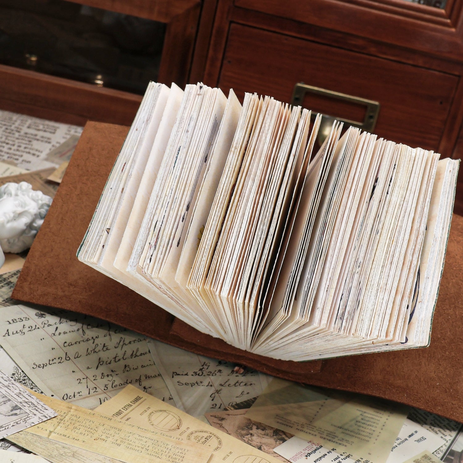 Magic Spells micro magic book theme high-end retro handmade cowhide creative feelings diary notebook 6-1