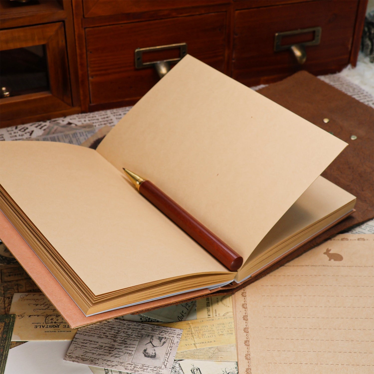 Retro Leather Handmade First-layer Cowhide Crazy Horse  Notebook With Lock 4