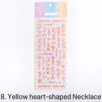 8. Collier jaune en forme de coeur