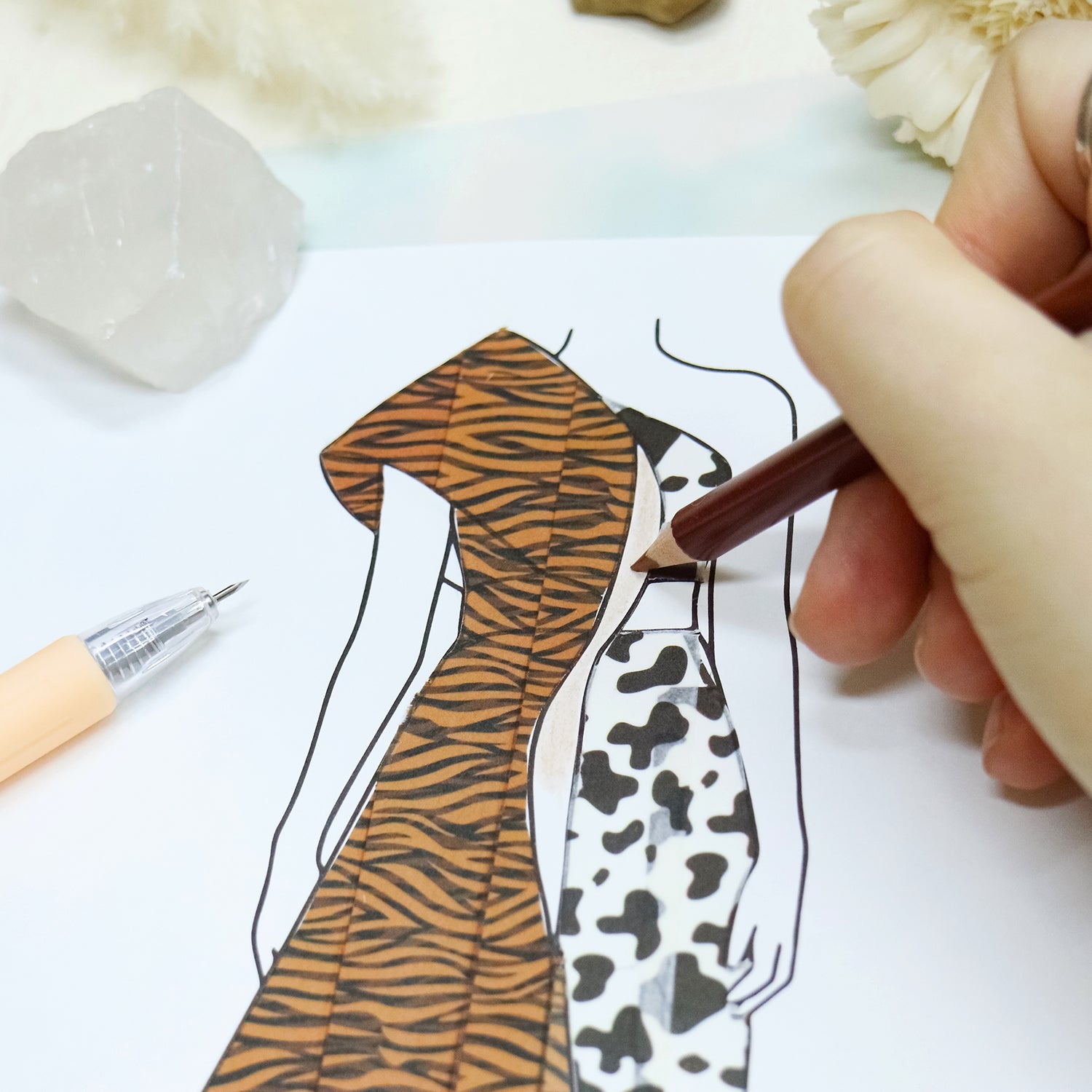 DIY Tape Clothing Design Sketchbook-for Beginners In Fashion Design