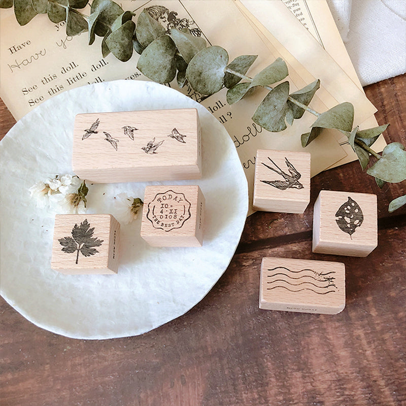 Simple Flying Swallow Wooden Rubber Stamp a2